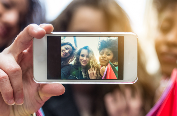Smartphone pour ado : les astuces pour bien choisir Smartphone pour ado : les astuces pour bien choisir